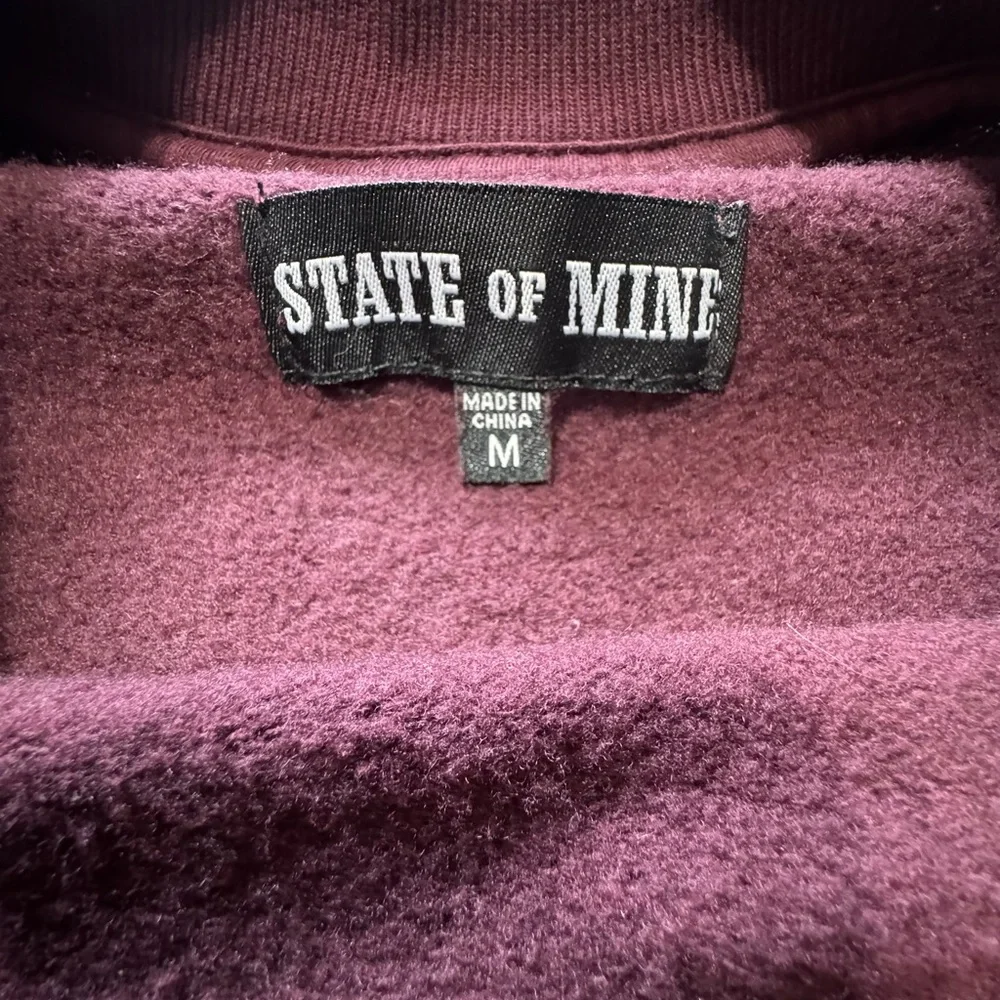 Vintage State of Mind Maroon Grand Canyon Crewneck Sweater - Picture 4 of 6